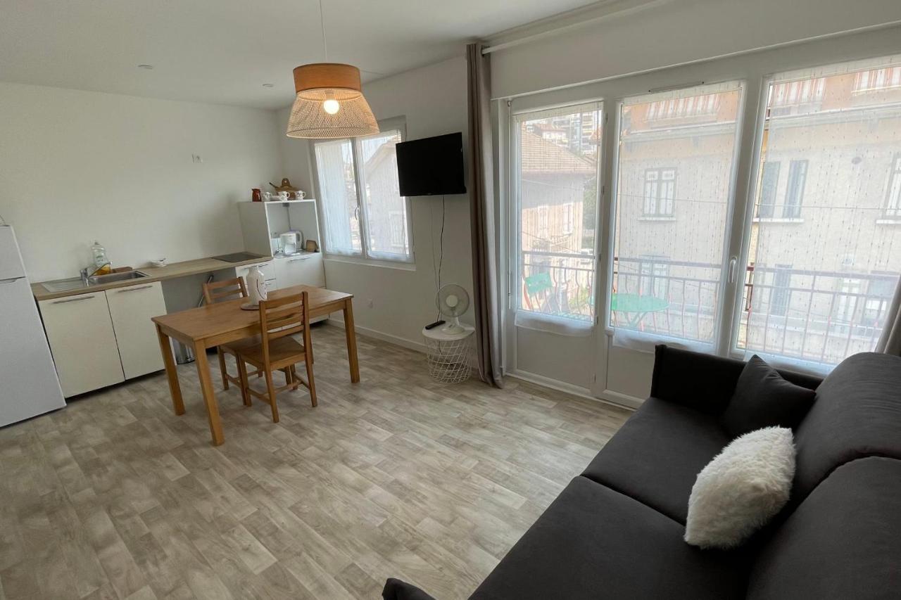 Le Bout du lac Studio rénové avec Balcon et vue sur la montagne Annecy Esterno foto