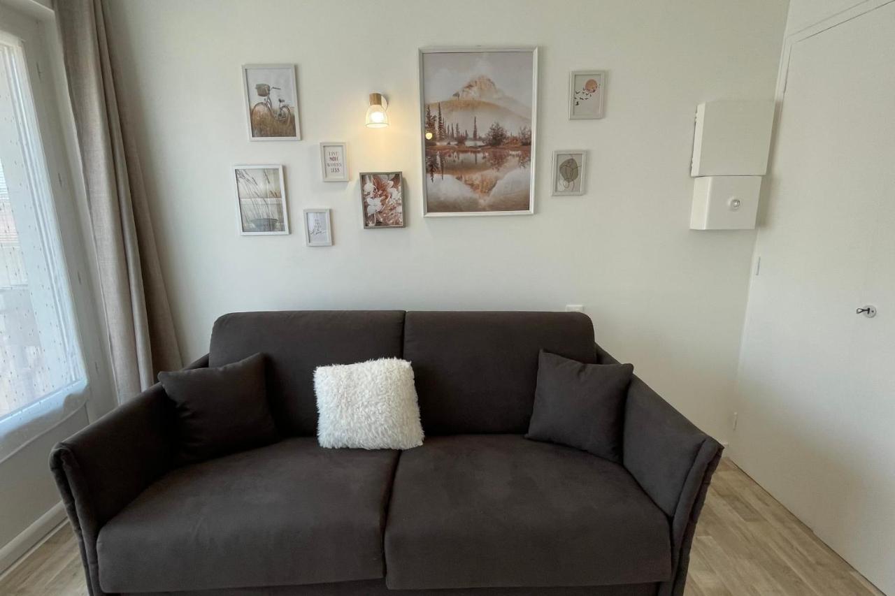 Le Bout du lac Studio rénové avec Balcon et vue sur la montagne Annecy Esterno foto